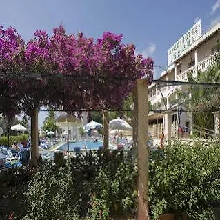 Aparthotel Ferrer Lime Isabel Cala Bona   Cala Bona (Mallorca)
