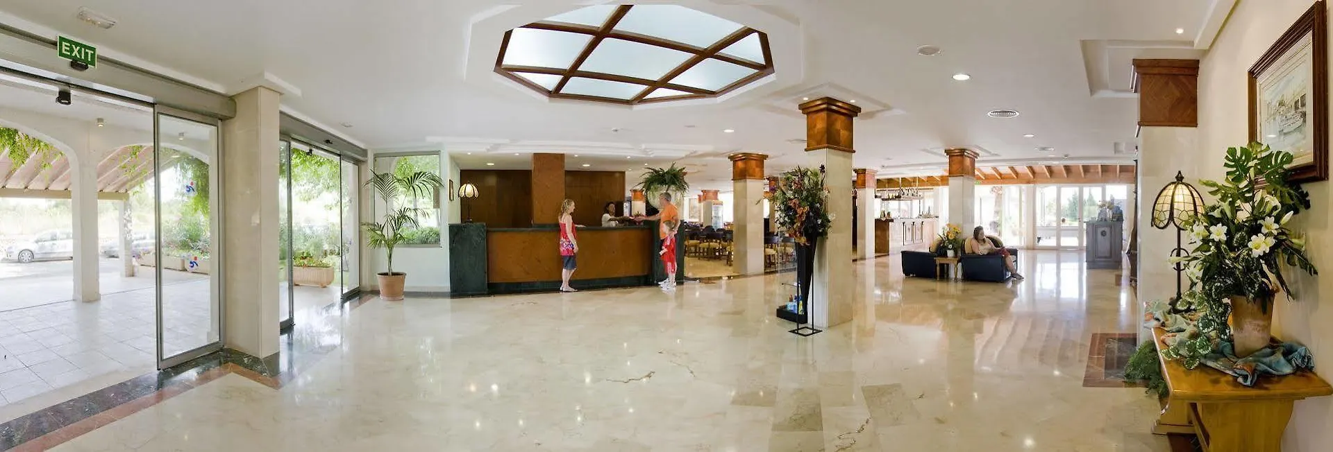 Aparthotel Ferrer Lime Isabel Cala Bona   Cala Bona (Mallorca)